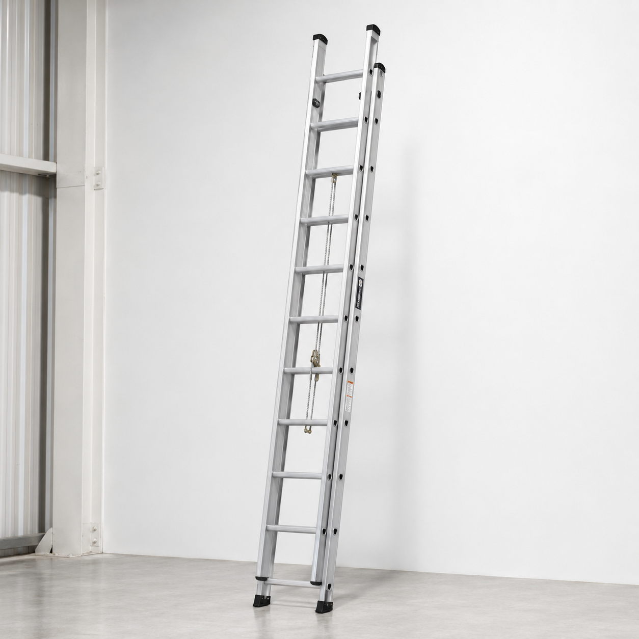 Escalera de aluminio o fibra de vidrio